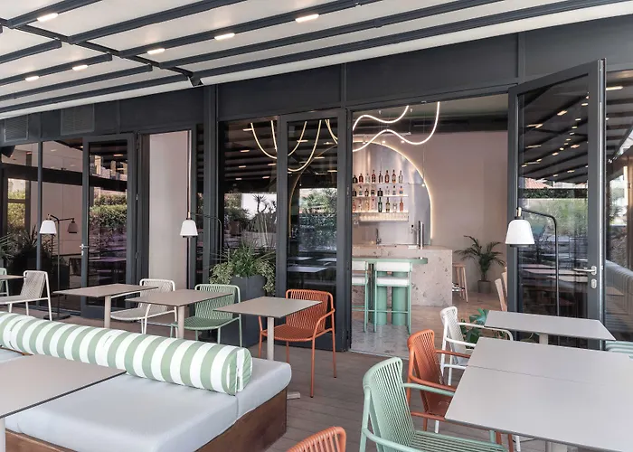 View Luxury Rooms